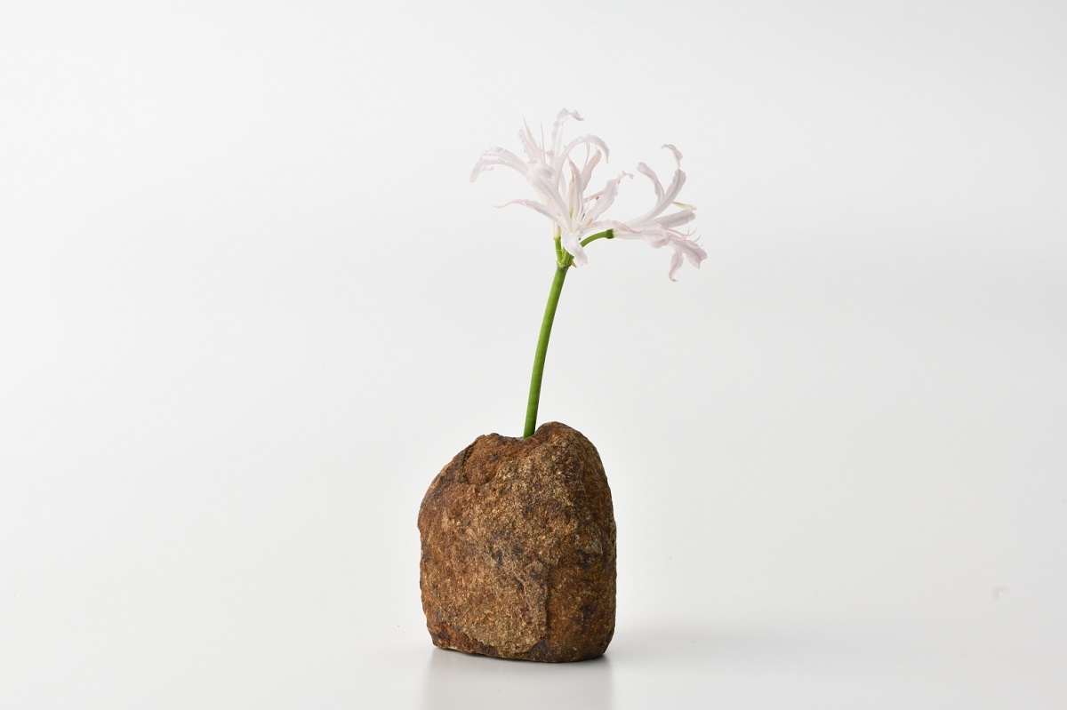 加茂七石（鞍馬石）一輪挿し 【京の庭大工 植司 皆川拓哉