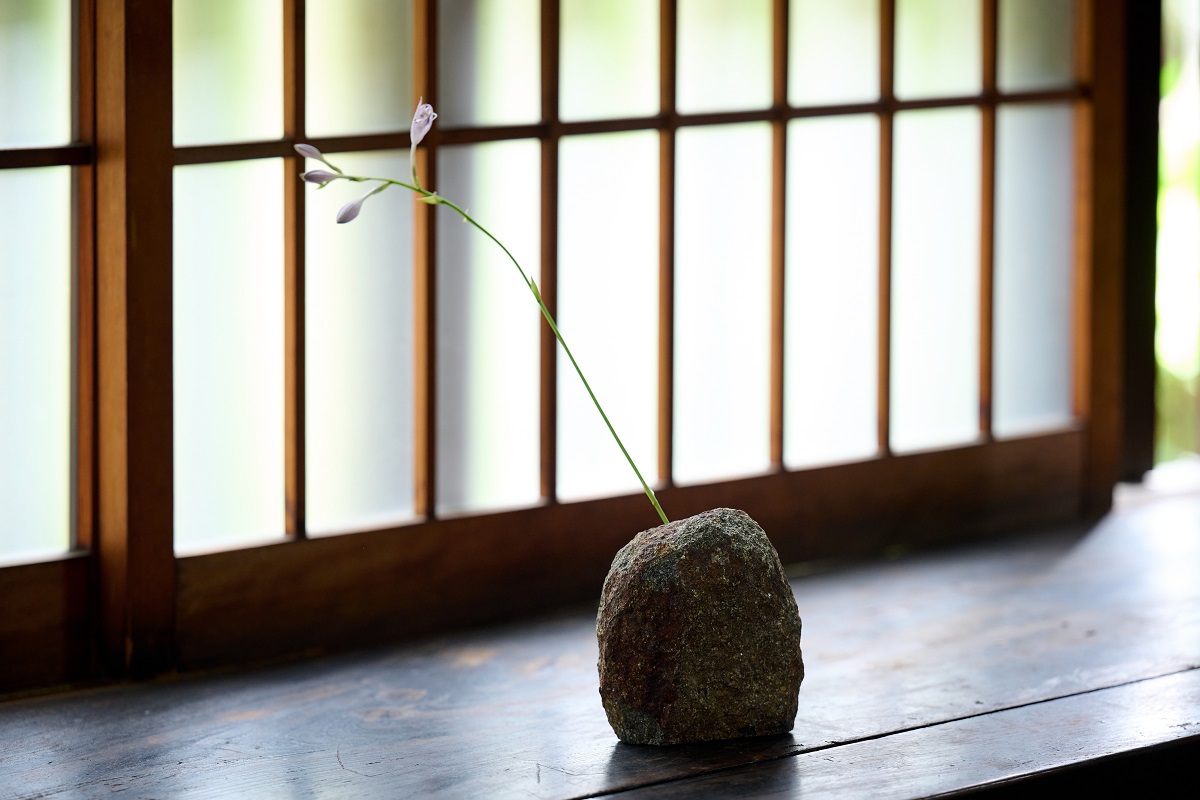 鞍馬石 本鞍馬石 14,7kg 加茂七石 水石 庭石 鑑賞石 天然石 鞍馬石 本鞍馬石 14,7kg 加茂七石 水石 庭石 鑑賞石 天然石 鞍馬