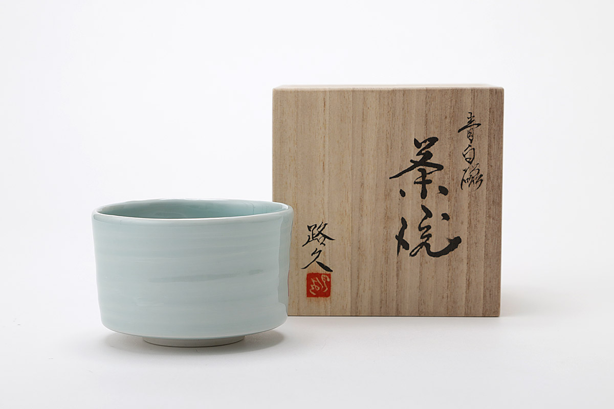 青磁流線 花瓶 井上 佳久造 師:清水六兵衛.井上治男京焼 井上路久 | 作家・工房 | 伝統工芸サービス(お試し・レンタル・購入